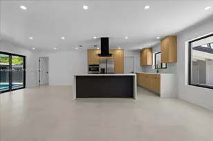 15920 SW 105th Ave, Miami, FL 33157 - Photo 4