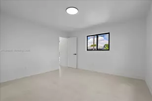 15920 SW 105th Ave, Miami, FL 33157 - Photo 14