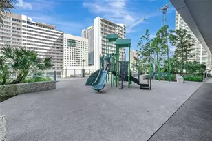 88 SW 7th St, Miami, FL 33130 - Photo 48