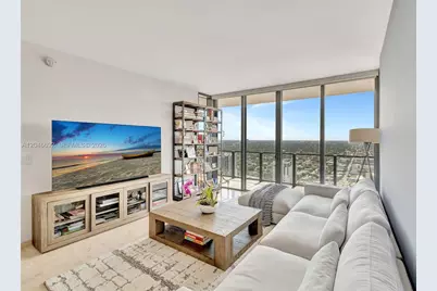 88 SW 7th St #3604, Miami, FL 33130 - Photo 1