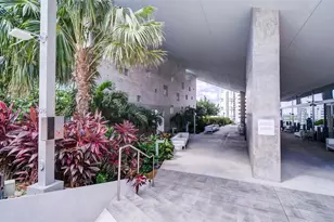 88 SW 7th St, Miami, FL 33130 - Photo 36