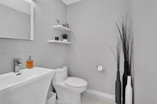 966 SE 9th Ave, Pompano Beach, FL 33060 - Photo 36