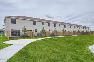 1302 NE 4th Ave, Florida City, FL 33034 - Photo 18