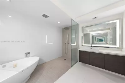 330 Sunny Isles Blvd #5-1708, Sunny Isles Beach, FL 33160 - Photo 18