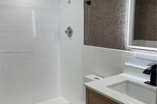 17021 N Bay Rd, Sunny Isles Beach, FL 33160 - Photo 12