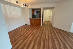469 NE 207th Ln, Miami, FL 33179 - Photo 20
