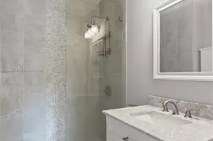 10311 Laurel Ct, Pembroke Pines, FL 33026 - Photo 24