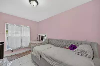 738 SW 7th Ter, Florida City, FL 33034 - Photo 18