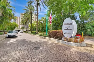 20379 W Country Club Dr, Aventura, FL 33180 - Photo 24