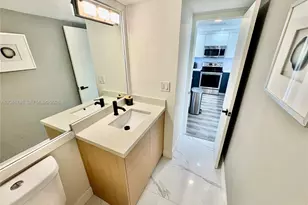 20379 W Country Club Dr, Aventura, FL 33180 - Photo 10