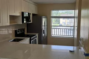 8039 SW 21st Ct, Miramar, FL 33025 - Photo 4