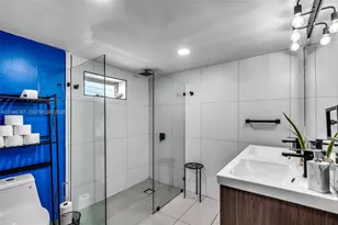 13625 NE 20th Pl, North Miami Beach, FL 33181 - Photo 12