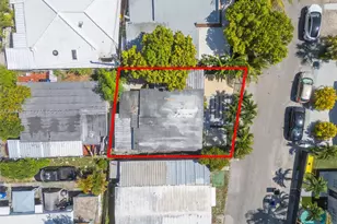 13625 NE 20th Pl, North Miami Beach, FL 33181 - Photo 24
