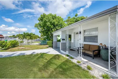 2371 NW 85th St, Miami, FL 33147 - Photo 4