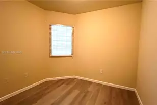 8850 NW 97th Ave, Doral, FL 33178 - Photo 22