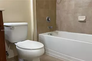8850 NW 97th Ave, Doral, FL 33178 - Photo 20