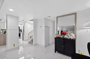 3401 N Country Club Dr, Aventura, FL 33180 - Photo 12