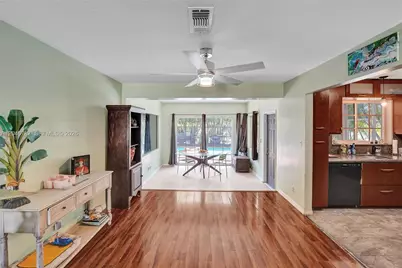 206 SE 3rd St, Dania Beach, FL 33004 - Photo 14