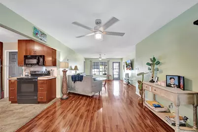 206 SE 3rd St, Dania Beach, FL 33004 - Photo 2