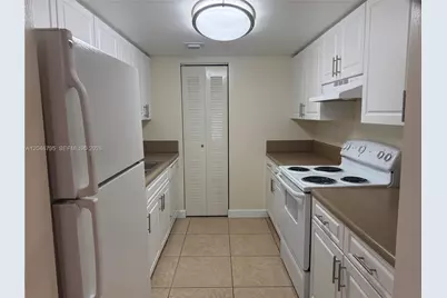 915 NW 1st Ave #LP0206, Miami, FL 33136 - Photo 8