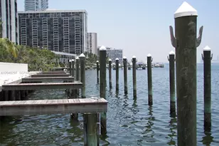 2101 Brickell Ave, Miami, FL 33129 - Photo 22