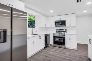 1500 NE 13th Pl, Miami, FL 33139 - Photo 4