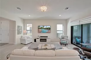 21982 Canadensis Cir, Boca Raton, FL 33428 - Photo 18