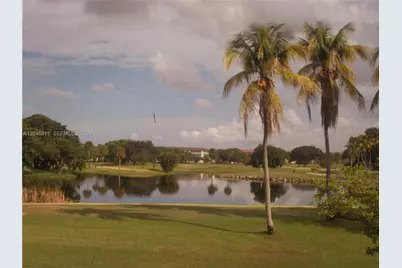 13450 SW 3rd St #212D, Pembroke Pines, FL 33027 - Photo 14