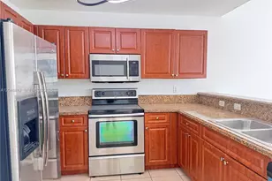 11102 NW 83rd St, Doral, FL 33178 - Photo 2