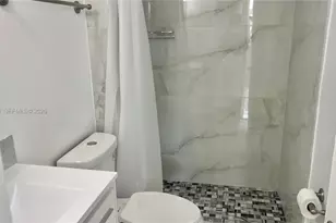 488 NW 165th St Rd, Miami, FL 33169 - Photo 8
