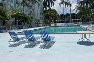 488 NW 165th St Rd, Miami, FL 33169 - Photo 14