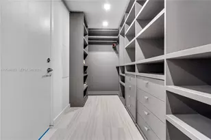 2900 NE 7th Ave, Miami, FL 33137 - Photo 32