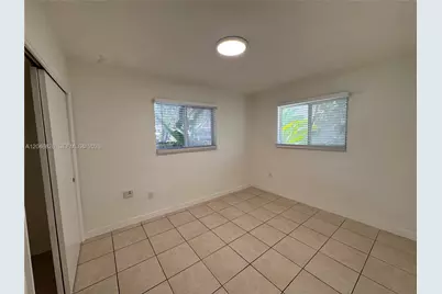 2540 NE 181st St #2542, North Miami Beach, FL 33160 - Photo 4