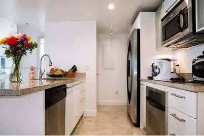 185 SW 7 St #3709, Miami, FL 33130 - Photo 6