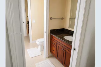 3683 W Lakes Estates Dr, Davie, FL 33328 - Photo 28