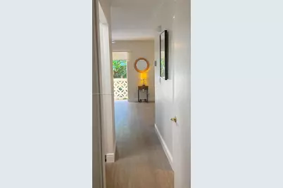 815 Middle River Dr #204, Fort Lauderdale, FL 33304 - Photo 6