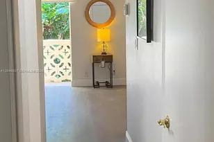 815 Middle River Dr, Fort Lauderdale, FL 33304 - Photo 6