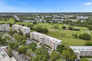 2651 S Course Dr, Pompano Beach, FL 33069 - Photo 30