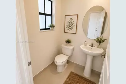 3338 W 112th St, Hialeah, FL 33018 - Photo 6