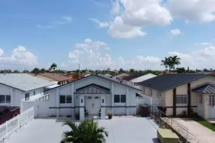 2727 W 70th St, Hialeah, FL 33016 - Photo 2