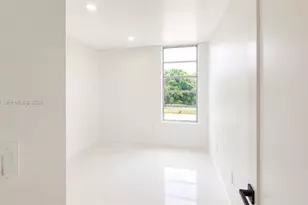 9682 Fontainebleau Blvd, Miami, FL 33172 - Photo 20