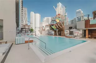 20 NE 11th St, Miami, FL 33132 - Photo 14
