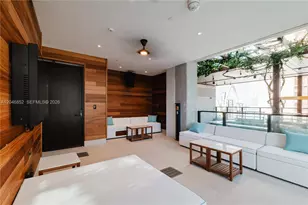 20 NE 11th St, Miami, FL 33132 - Photo 34