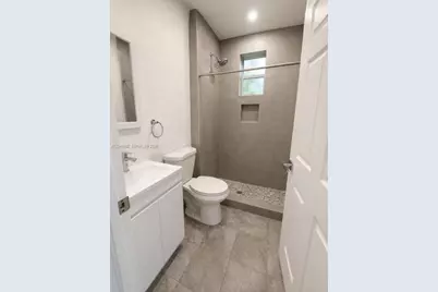 1021 NW 3rd St #106, Miami, FL 33128 - Photo 8