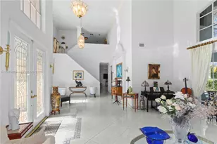 16048 NW 82nd Pl, Miami Lakes, FL 33016 - Photo 4