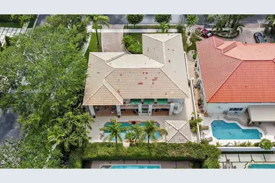 16048 NW 82nd Pl, Miami Lakes, FL 33016 - Photo 46