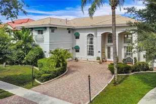16048 NW 82nd Pl, Miami Lakes, FL 33016 - Photo 6