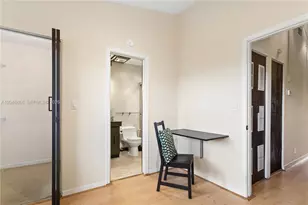 3050 S Oakland Forest Dr, Oakland Park, FL 33309 - Photo 22
