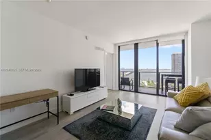 121 NE 34th St, Miami, FL 33137 - Photo 2