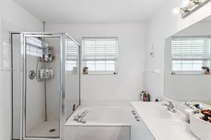 15760 NW 16th Ct, Pembroke Pines, FL 33028 - Photo 38